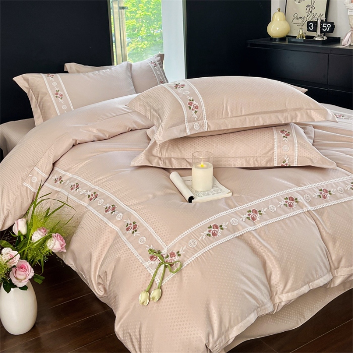 91家纺网 家纺一手货源 找家纺 （总）庭笙 2025新款轻奢少女小香风提花四件套