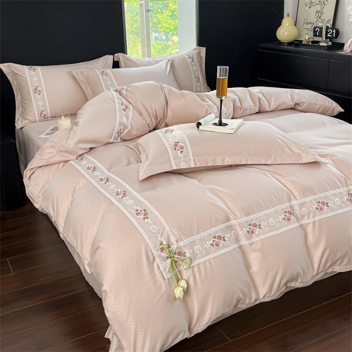 91家纺网 家纺一手货源 找家纺 （总）庭笙 2025新款轻奢少女小香风提花四件套