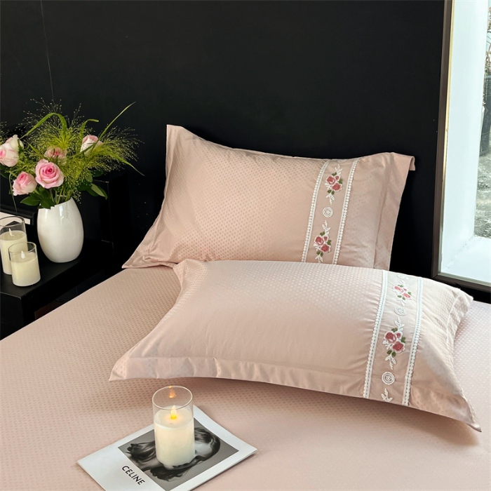 91家纺网 家纺一手货源 找家纺 （总）庭笙 2025新款轻奢少女小香风提花四件套