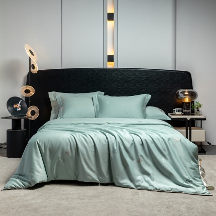 91家纺网 家纺一手货源 找家纺 （总）新国标 桐乡手选桑蚕丝被 正品手工蚕丝被100%桑蚕丝长丝被芯春秋被夏凉被空调被冬被子母被 假一赔三