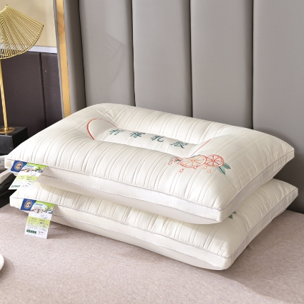 91家纺网 家纺一手货源 找家纺  全棉羽丝枕 绣花枕 护颈枕 成人立体双边枕头