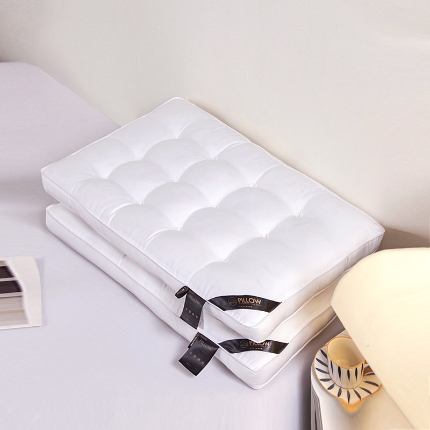 91家纺网 家纺一手货源 找家纺 （总）兴丝露枕芯 全棉羽丝绒枕芯 全棉立体蜂窝护颈枕  全棉羽丝枕