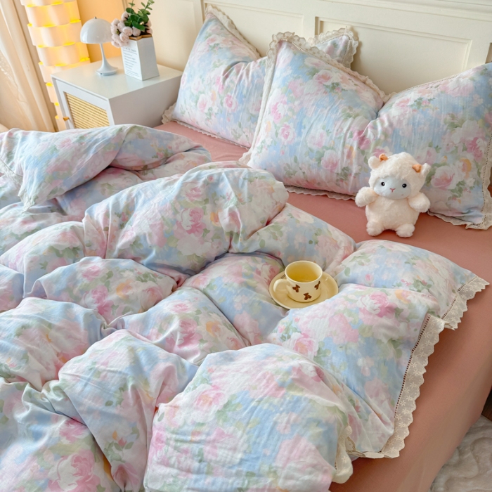 91家纺网 家纺一手货源 找家纺 （总）【苏东来】2025韩版蕾丝花边纯棉全棉双层纱四件套全棉纯棉小碎花印花四件套法式赫本公主风韩系皱皱纱花边四件套针织棉四件套件