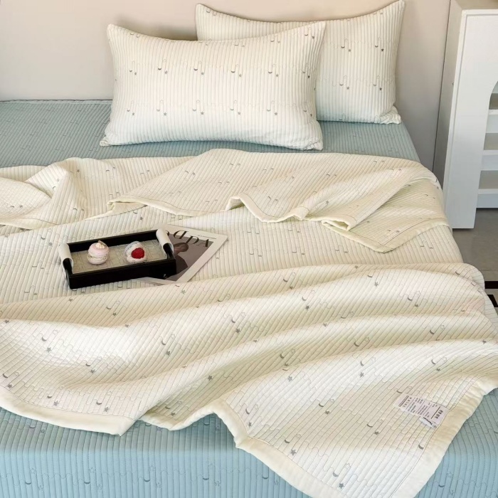 91家纺网 家纺一手货源 找家纺 （总）双面天丝床盖  星月系列