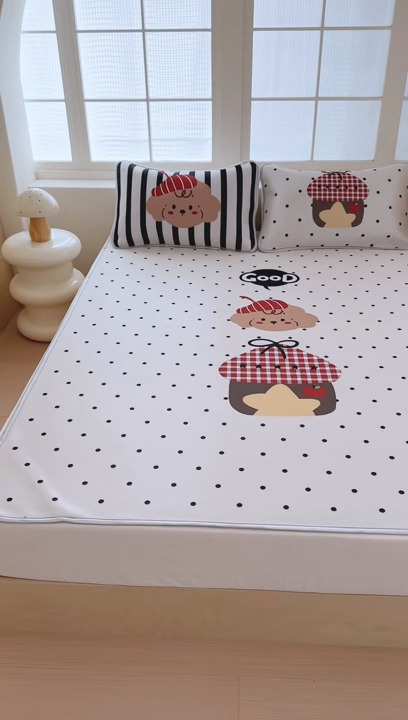 91家纺网 家纺一手货源 找家纺 （总）RYB红黄兰 2025新款INS原创超萌卡通大版碳光冰丝凉席三明治空调席三件套席子