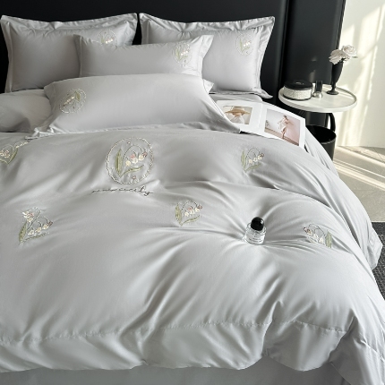 91家纺网 家纺一手货源 找家纺 （总）（控价）新方向2025新款全棉长绒棉刺绣四件套-铃兰物语