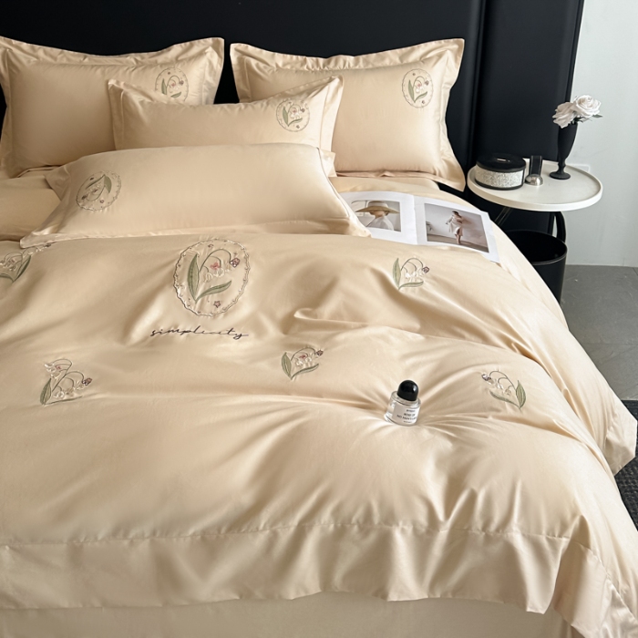 91家纺网 家纺一手货源 找家纺 （总）（控价）2025新款 专版花型 高克重A类 全棉长绒棉满屏重工刺绣四件套-铃兰物语