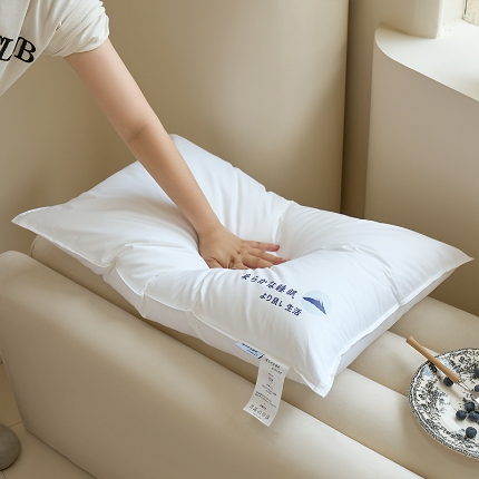 91家纺网 家纺一手货源 找家纺 （总）2025新款 全棉星级酒店羽丝绒枕芯枕头 高弹护颈羽丝枕头日式酒店枕芯