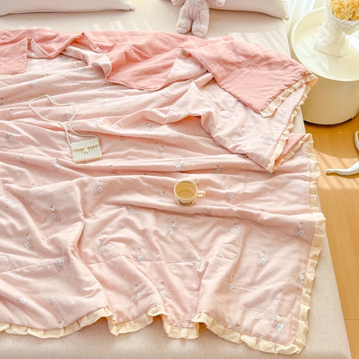 91家纺网 家纺一手货源 找家纺 2025苏东来家纺全棉双层纱韩版花边款单夏被皱皱纱花边夏被四件套 可爱兔