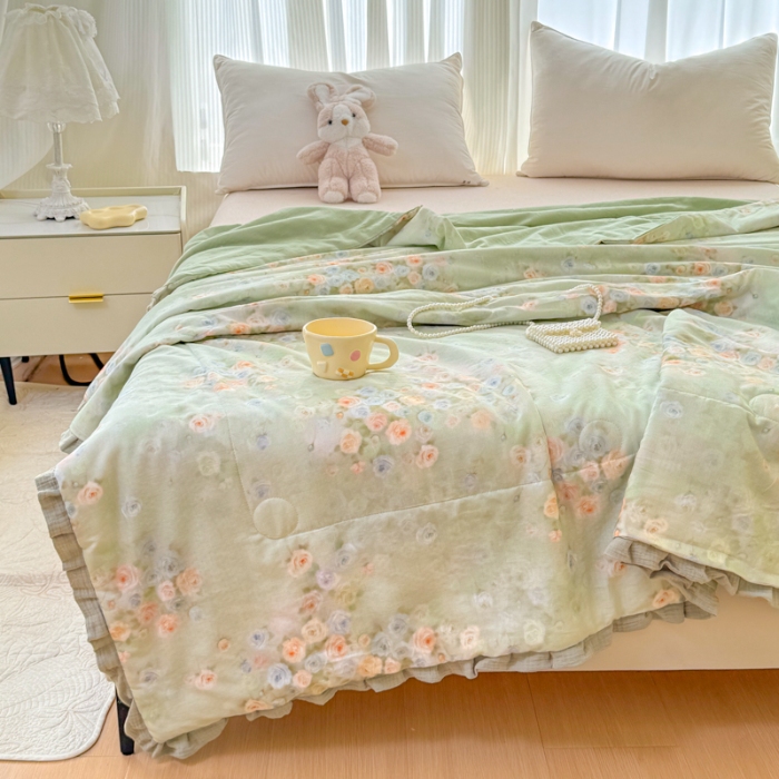91家纺网 家纺一手货源 找家纺 2025苏东来家纺全棉双层纱韩版花边款单夏被皱皱纱花边夏被四件套 浪漫花开