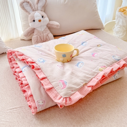 91家纺网 家纺一手货源 找家纺 （总）【苏东来】2025高端韩版皱皱花边母婴级印花全棉双层纱夏被清新公主风法式蕾丝花边纯棉双层纱夏凉被空调被春秋被