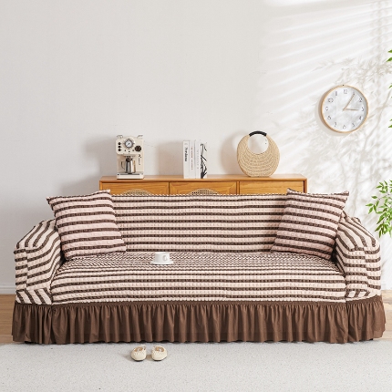 91家纺网 家纺一手货源 找家纺 （总）2025新款双色泡泡纱沙发套裙摆款超弹全包高级纯色沙发套一体式四季款