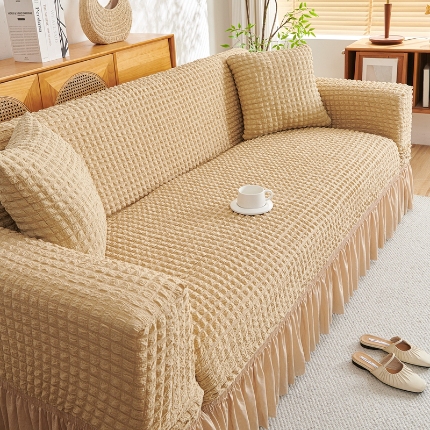 91家纺网 家纺一手货源 找家纺 （总）2025新款双色泡泡纱沙发套裙摆款超柔高弹力全包沙发罩防滑保护四季款沙发垫