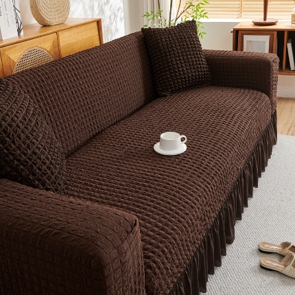 91家纺网 家纺一手货源 找家纺 （总）2025新款双色泡泡纱沙发套裙摆款超柔高弹力全包沙发罩防滑保护四季款沙发垫