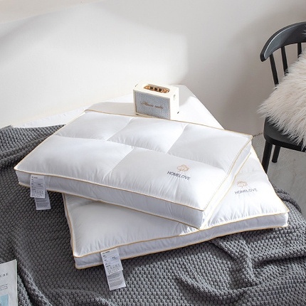 91家纺网 家纺一手货源 找家纺 全棉羽丝绒枕芯 立体分区羽丝枕 全棉枕芯 护颈枕  成人枕芯  面包枕