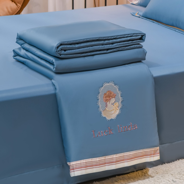 91家纺网 家纺一手货源 找家纺 （总）【苏东来】2025轻奢宽边居里夫人水洗真丝刺绣夏被四件套四件套纯色冰丝天丝刺绣夏凉被空调被双人春秋被