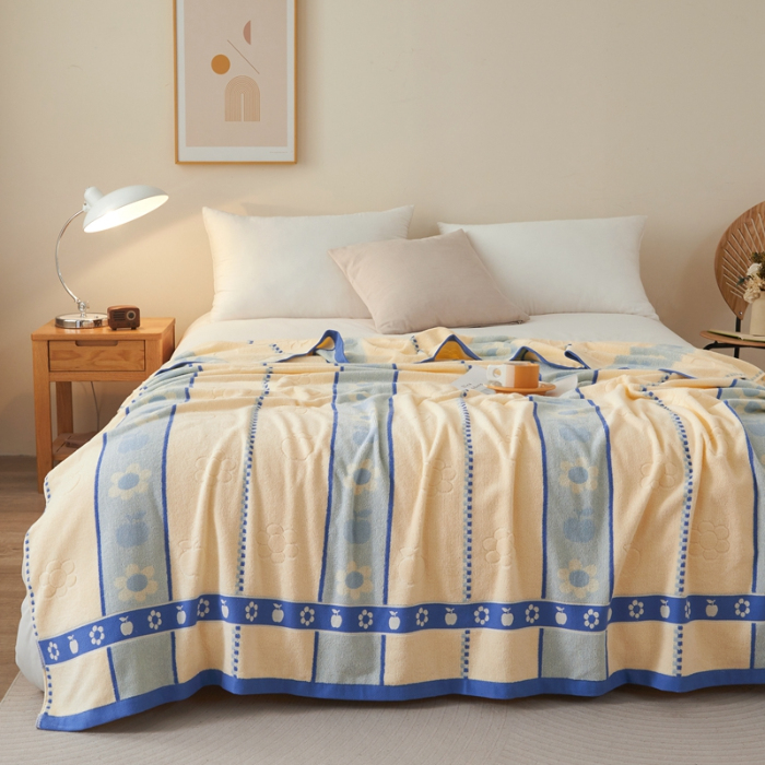 91家纺网 家纺一手货源 找家纺 悦然毛巾被 2024新款全棉老式毛巾被 小花蓝