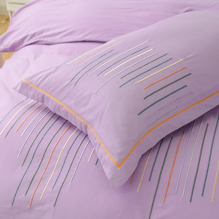 91家纺网 家纺一手货源 找家纺 2025年高端轻奢刺绣款全棉长绒棉四件套简约纯色素色纯棉刺绣花四件套件床单 梦幻紫