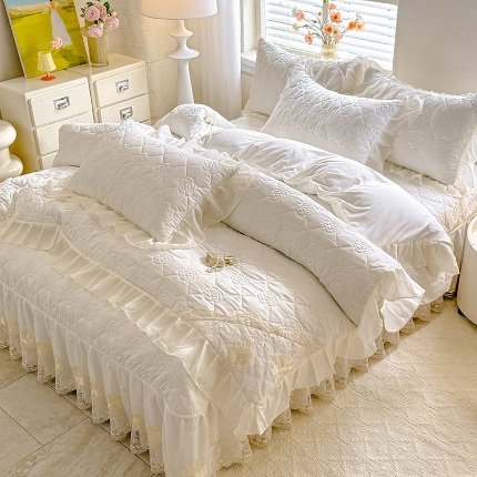 91家纺网 家纺一手货源 找家纺 漫布云家纺2026春夏韩版法式公主风水洗棉床盖款多功能被套 夏被床盖四件套多功能二合一水洗棉夹泡泡棉小竺棉棉床裙款 香榭丽-樱花粉