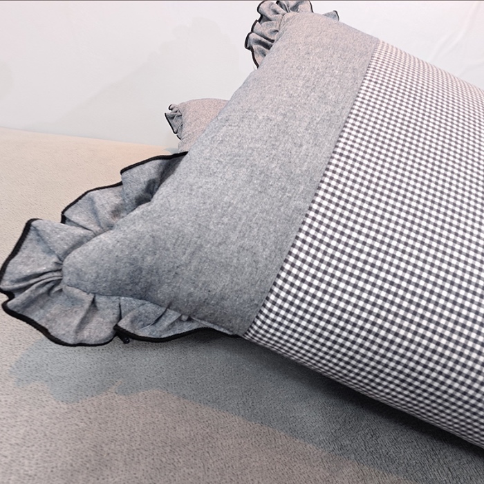 91家纺网 家纺一手货源 找家纺 40×60cm枕头纯棉儿童枕学生枕单只多层结构夹棉款全棉色织水洗棉耳朵款拉链枕 米灰