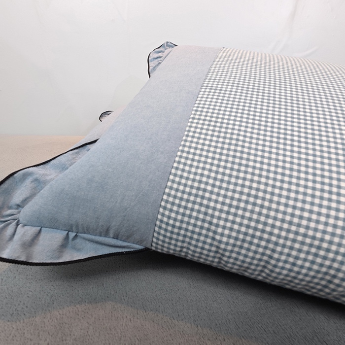 91家纺网 家纺一手货源 找家纺 40×60cm枕头纯棉儿童枕学生枕单只多层结构夹棉款全棉色织水洗棉耳朵款拉链枕 米蓝