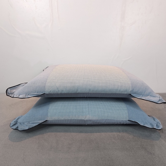 91家纺网 家纺一手货源 找家纺 40×60cm枕头纯棉儿童枕学生枕单只多层结构夹棉款全棉色织水洗棉耳朵款拉链枕 米蓝