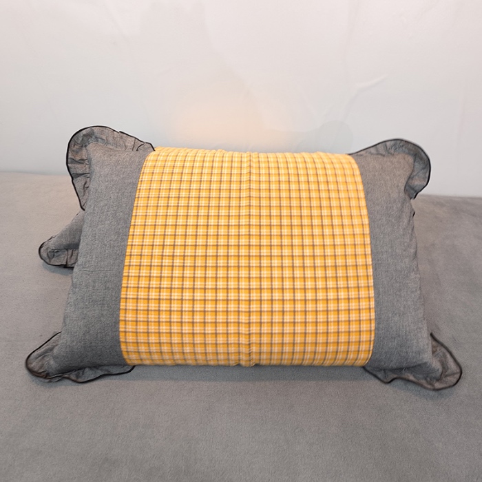 91家纺网 家纺一手货源 找家纺 40×60cm枕头纯棉儿童枕学生枕单只多层结构夹棉款全棉色织水洗棉耳朵款拉链枕 飞黄