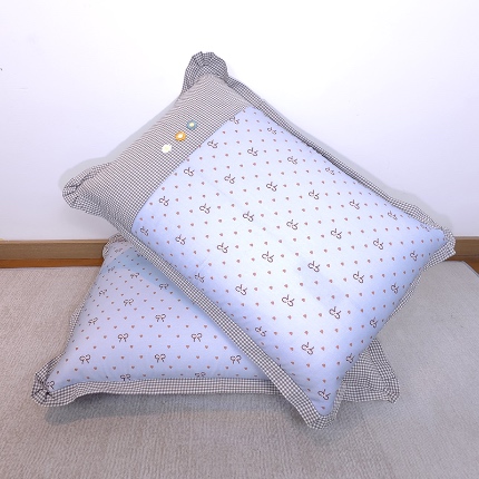 91家纺网 家纺一手货源 找家纺 （总）40×60cm枕头纯棉儿童枕头学生枕头单只多层结构夹棉款全棉三花款拉链枕