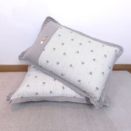 91家纺网 家纺一手货源 找家纺 （总）40×60cm枕头纯棉儿童枕头学生枕头单只多层结构夹棉款全棉三花款拉链枕