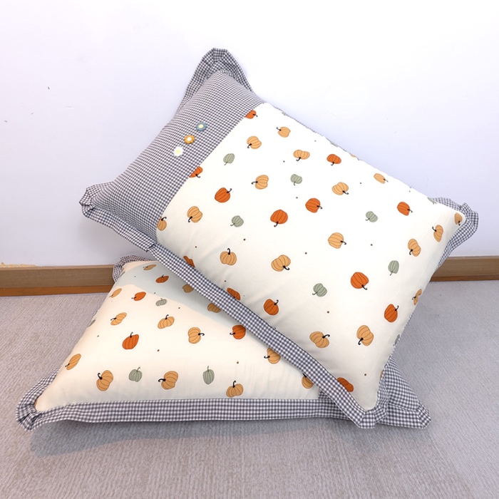 91家纺网 家纺一手货源 找家纺 40×60cm枕头纯棉儿童枕学生枕单只多层结构夹棉款全棉三花款拉链枕 南瓜棚
