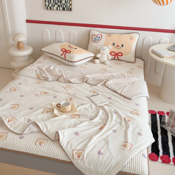 91家纺网 家纺一手货源 找家纺 梵星摄影  ins风夏被拍摄赏析