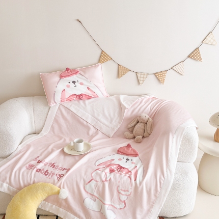 91家纺网 家纺一手货源 找家纺 梵星摄影  儿童夏被拍摄赏析