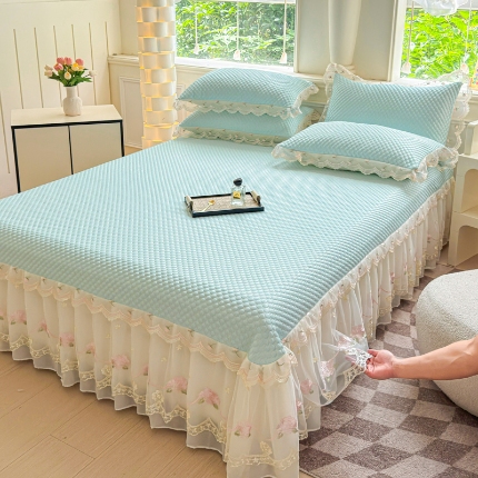 91家纺网 家纺一手货源 找家纺 （总）苏米娜2025甄选A类凉豆豆纯色系蕾丝花边床裙款床单款床盖床单凉席三件套蕾丝床盖款凉席三件套