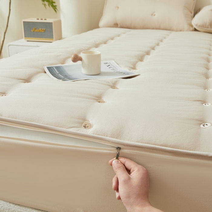 91家纺网 家纺一手货源 找家纺 （总）推推家纺 2025新款六面全包夹棉单床笠 床笠单件