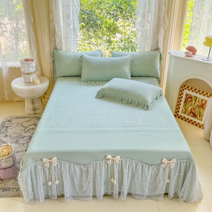 91家纺网 家纺一手货源 找家纺 【苏东来】2025高端法式韩版公主花边PE高分子复合软凉席床裙款三件套纯色蕾丝花边豆豆床裙床单床盖冰丝凉席子三件套件 小确幸浅绿