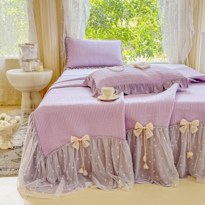 91家纺网 家纺一手货源 找家纺 【苏东来】2025高端法式韩版公主花边PE高分子复合软凉席床裙款三件套纯色蕾丝花边豆豆床裙床单床盖冰丝凉席子三件套件 甜心紫