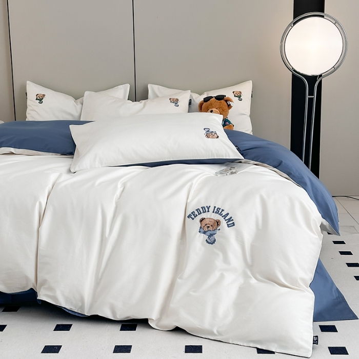 91家纺网 家纺一手货源 找家纺 泰迪爱兰Teddy ISLAND 2026新款100支绣花（50支）三件套四件套 富士白+宾利兰