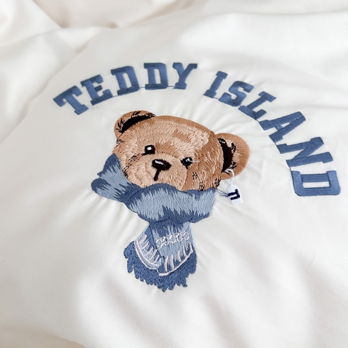 91家纺网 家纺一手货源 找家纺 泰迪爱兰Teddy ISLAND 2026新款100支绣花（50支）三件套四件套 富士白+宾利兰