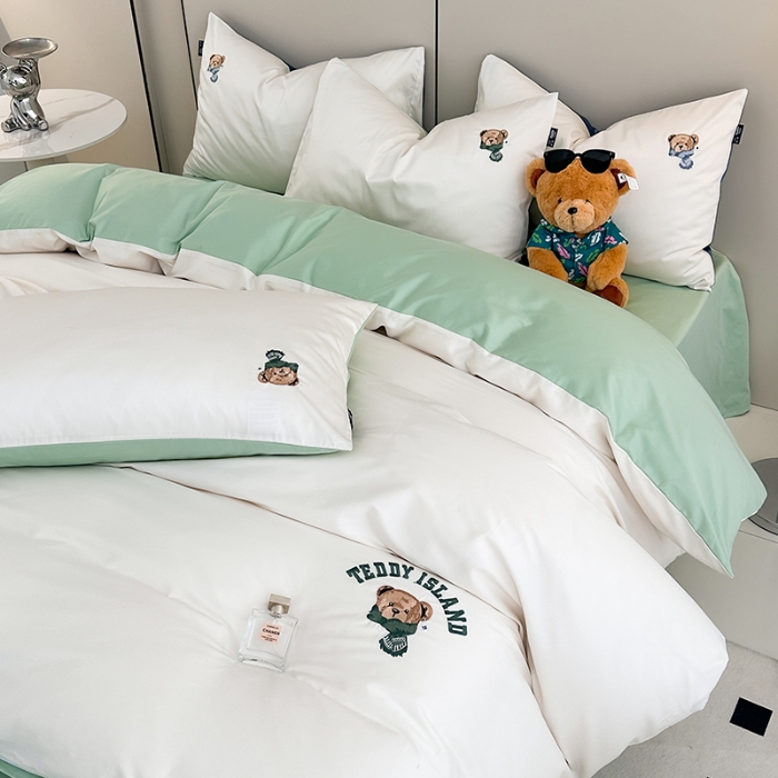 91家纺网 家纺一手货源 找家纺 泰迪爱兰Teddy ISLAND 2026新款100支绣花（50支）三件套四件套 富士白+抹茶绿