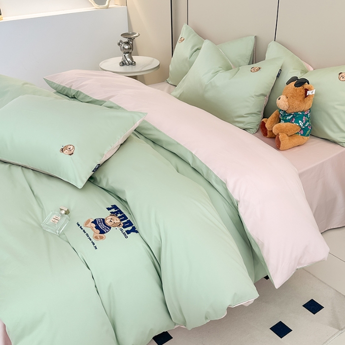 91家纺网 家纺一手货源 找家纺 泰迪爱兰Teddy ISLAND 2026新款100支绣花（50支）三件套四件套 抹茶绿+低调粉