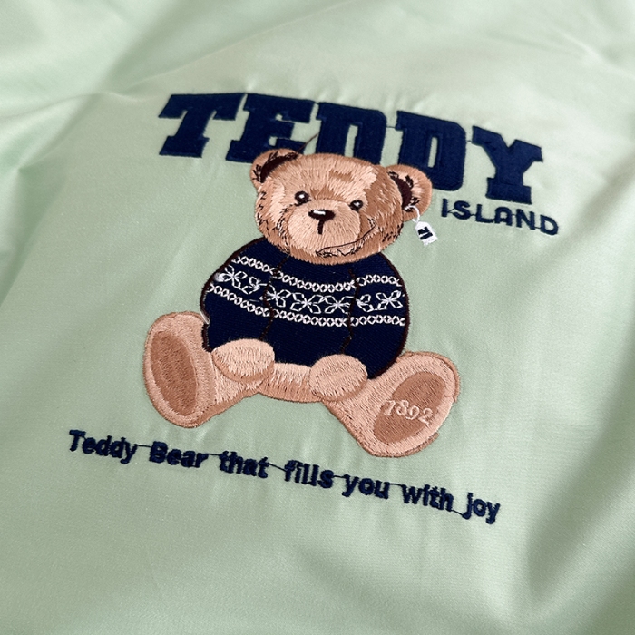 91家纺网 家纺一手货源 找家纺 泰迪爱兰Teddy ISLAND 2026新款100支绣花（50支）三件套四件套 抹茶绿+低调粉