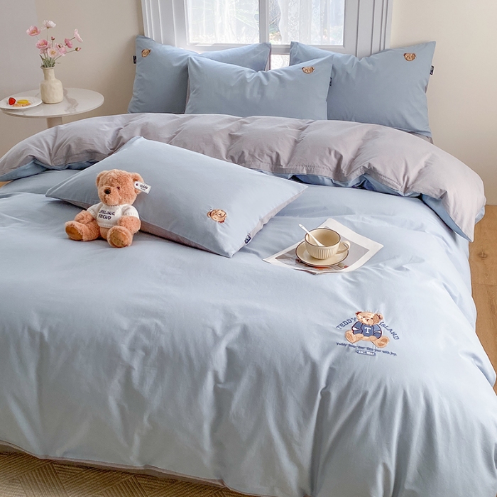 91家纺网 家纺一手货源 找家纺 泰迪爱兰Teddy ISLAND 2026新款32支全棉水洗棉绣花三件套四件套 浅灰兰+青灰