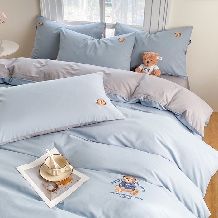 91家纺网 家纺一手货源 找家纺 泰迪爱兰Teddy ISLAND 2026新款32支全棉水洗棉绣花三件套四件套 浅灰兰+青灰