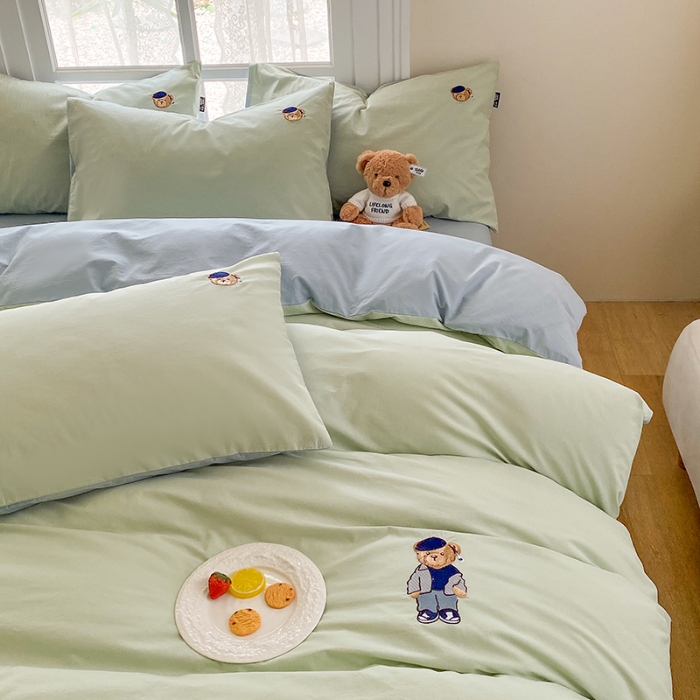 91家纺网 家纺一手货源 找家纺 泰迪爱兰Teddy ISLAND 2026新款32支全棉水洗棉绣花三件套四件套 水绿＋浅灰兰