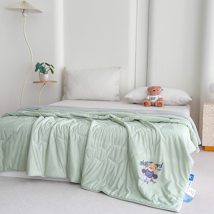 91家纺网 家纺一手货源 找家纺 泰迪爱兰Teddy ISLAND 2026新款冰淇淋凉感夏被 抹茶绿+灰