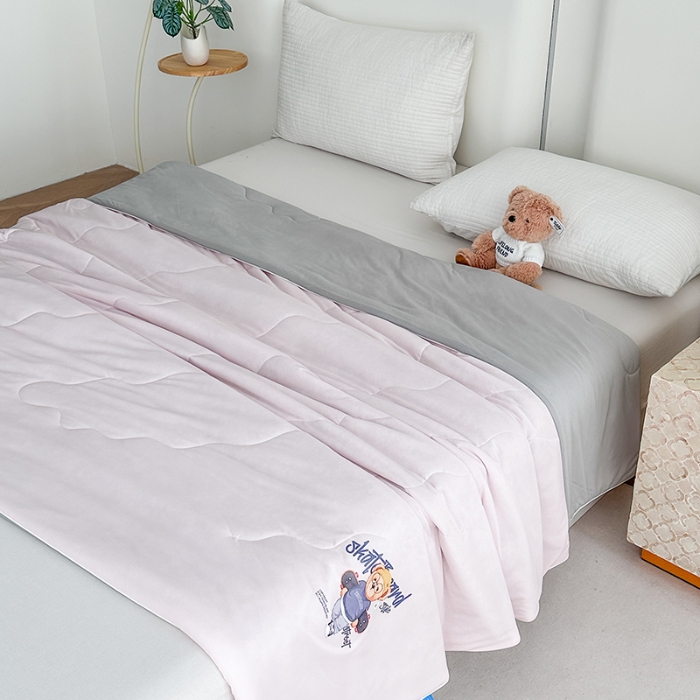 91家纺网 家纺一手货源 找家纺 泰迪爱兰Teddy ISLAND 2026新款冰淇淋凉感夏被 丁香粉+灰