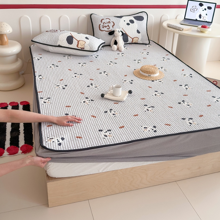 91家纺网 家纺一手货源 找家纺 （总）RYB红黄兰 2025新款INS原创超萌卡通冰皮锦氨夹棉软席凉席床笠三件套