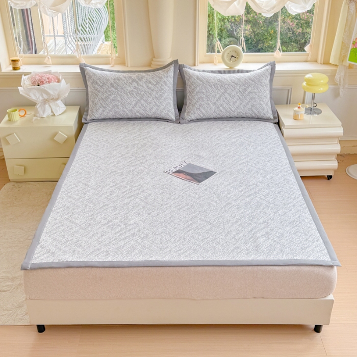 91家纺网 家纺一手货源 找家纺 2025高端轻奢简约提花凉感PE高分子复合软凉席三件套纯色冰豆豆冰丝凉席子三件套件空调席床单三明治 流光