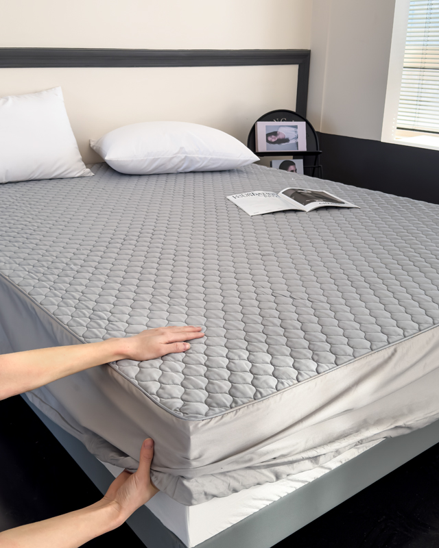 91家纺网 家纺一手货源 找家纺 安芯丝60S全棉夹棉床笠 抗菌防螨 灰色