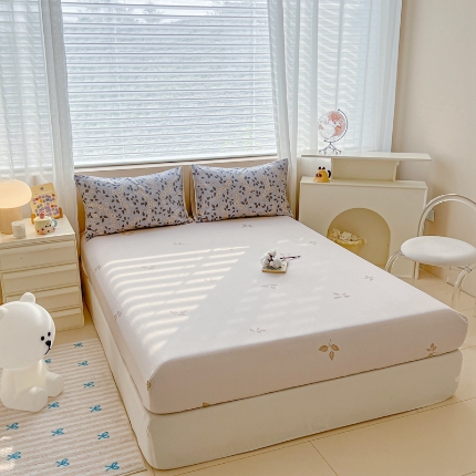 91家纺网 家纺一手货源 找家纺 （总）（总）2025新款13070全棉纯棉全包床笠柔软亲肤床垫套居家必备床上用品